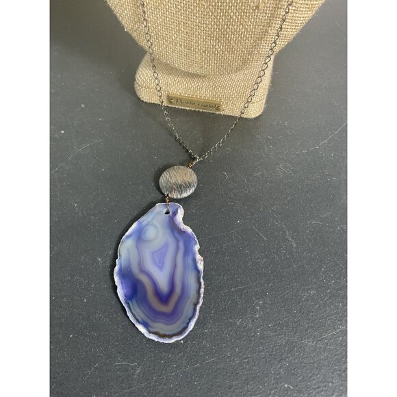 Natural Agate Pendant Necklace With Long Chain - Picture 2 of 3